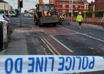 39 Police Officers Injured In Unrest After 3 Girls Killed In UK - mainmatters.com 39 Police Officers Injured In Unrest After 3 Girls Killed In UK