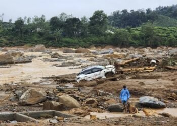 Landslides In Indias Kerala Kill 106 Many Still Trapped - mainmatters.com Landslides In Indias Kerala Kill 106 Many Still Trapped