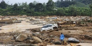 Landslides In Indias Kerala Kill 106 Many Still Trapped
